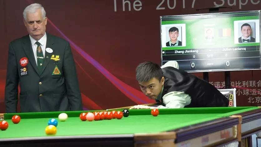 人看到了荷 人看到了荷