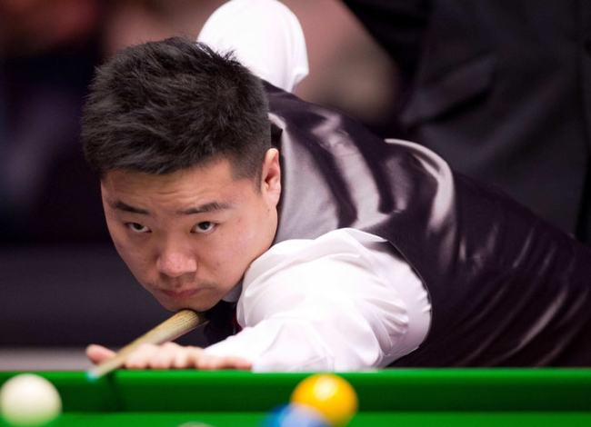 他在弱侧的 他在弱侧的