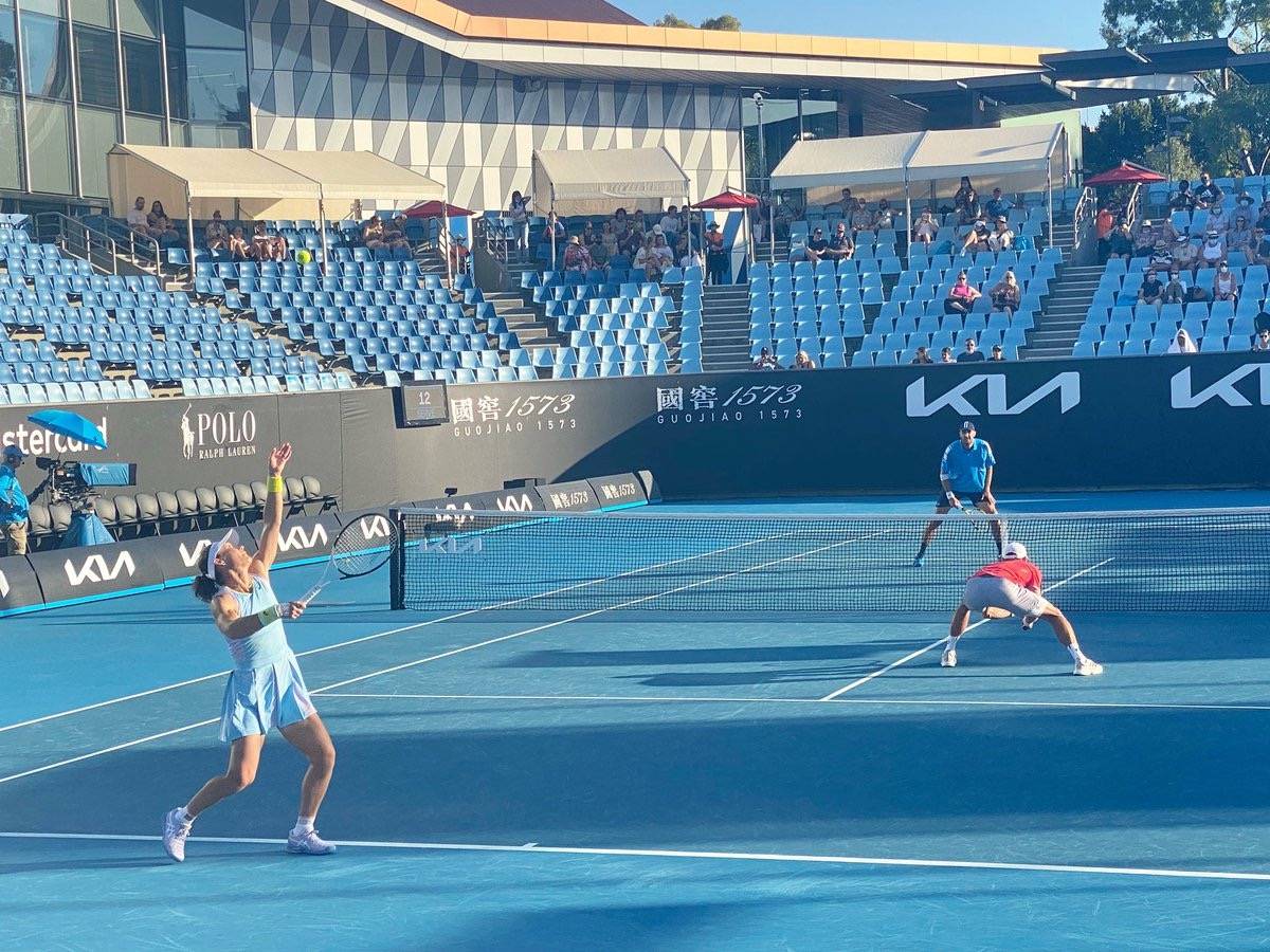 镜头定格成 镜头定格成